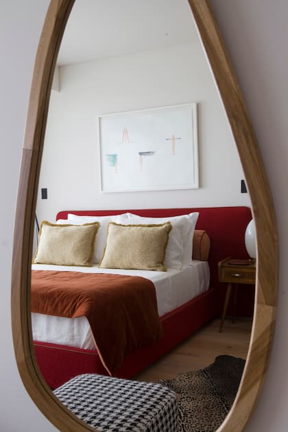 Ropa de cama de lino 100% y espejo (Concepto Fusión).