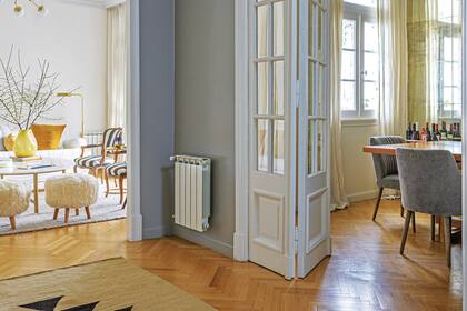 Livianas y con buena caída, cortinas de lino fino natural (Cést Moi).