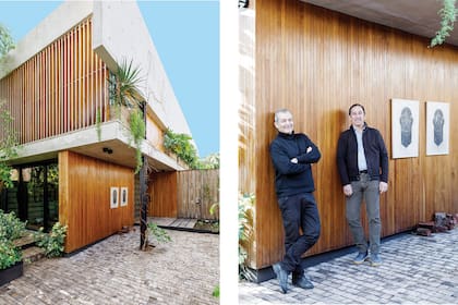 En lapacho, revestimiento exterior, tablones del estanque y de la galería lateral (Grupo Forestal). Nos reciben los arquitectos Guillermo Lerner y Pedro Raffo,