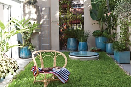 La terraza de esta casa estaba abandonada, pero se transformó en un oasis urbano.