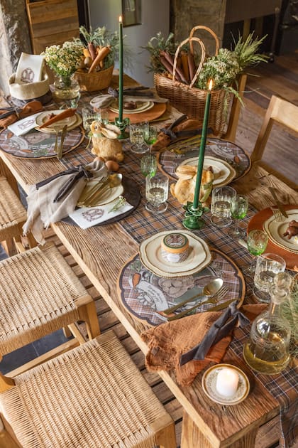 Servilleteros, holders, platos. En el stand de la marca vas a encontrar muchas opciones para tu mesa.