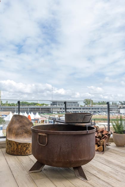 Deck ´Train Honey´(Patagonia Flooring).