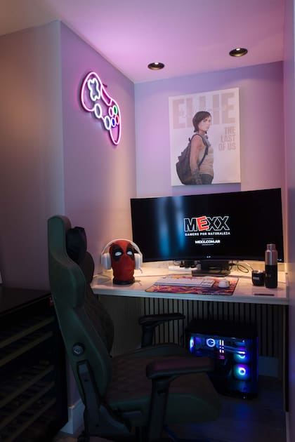 En el sector para streamear-y los demás también-, los aportes tecnológicos fueron de Mexx. Gamers por Naturaleza y Logitech. Piezas de neón (Zafari).