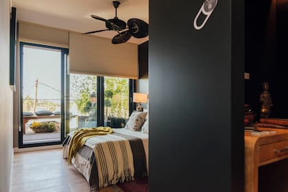 Ventilador de techo (Desde Asia). Cortinas 'Duette' (Hunter Douglas).