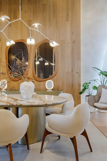 Lámpara magnolia en blanco (Nikel iluminación). Plantas (Faitful).