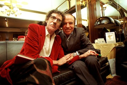 Foto tapa libro Charly&Charly: Arnaldo Pampillón