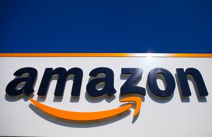 Fotografía de archivo del 16 de abril de 2020 en la que aparece el logotipo de Amazon en Douai, Francia. (AP Foto/Michel Spingler, Archivo)