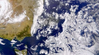 Fotografía satelital del mar de Tasmania.