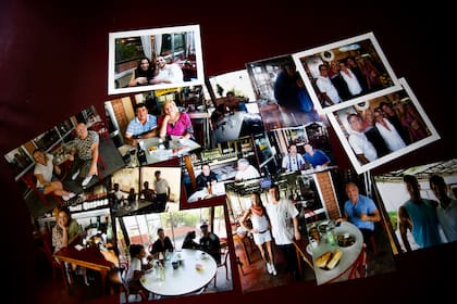 Fotografias de los famosos que visitaron la Parrilla Carlitos 