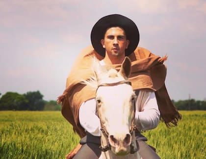 Fotograma de Indio, la película que cuenta la historia de Bernardino Fausto San Juan.