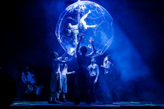 Trepadas y descensos renuevan el fervor del baile con arneses