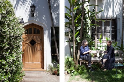 Bárbara y la arquitecta Florencia Ordóñez (der.), socia del estudio OrdoñezWenzke, rodeadas por el verdísimo escenario diseñado por Laura Trotti, creadora del estudio de arquitectura y paisajismo Rolândia.