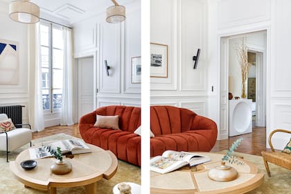 Sofá ‘Rabelo’, de la firma portuguesa Wewood. Lámpara colgante (Dabi Design).