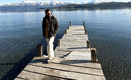 Fotos que despertaron suspicacias... Cachete Sierra y Emilia Attias postearon imágenes desde el mismo lugar