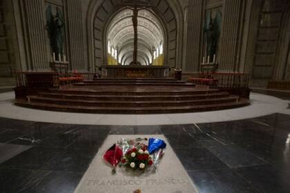 La tumba de Franco ocupó un lugar central en la basílica