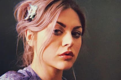 Frances Bean, la hija de Kurt Cobain y Courtney Love, se casó por segunda vez y tuvo a un conocido cantante como maestro de ceremonia