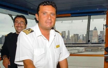 Francesco Schettino fue bautizado como "el capitán cobarde"