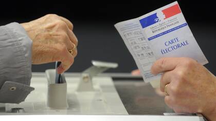 Francia celebra elecciones regionales bajo sombra de atentados París