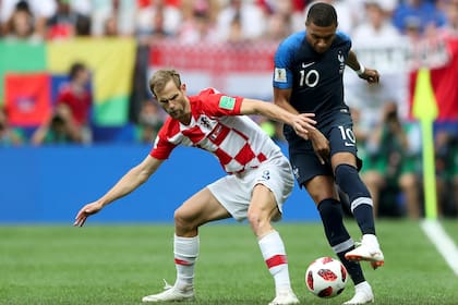Francia y Croacia buscan el título en el estadio Luzhniki