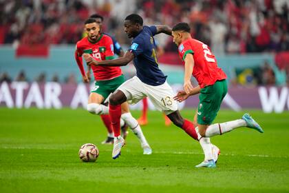 Francia y Marruecos se enfrentan por las semifinales del Mundial de Qatar 