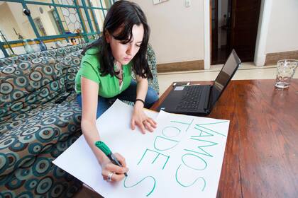 Francisca Lavieri, incorporó el lenguaje inclusivo tras replantearse el binarismo de género