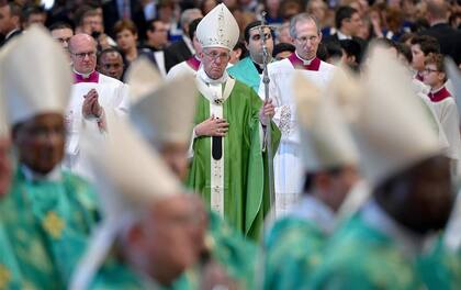 Francisco, ayer, durante la misa de cierre del sínodo, en el Vaticano