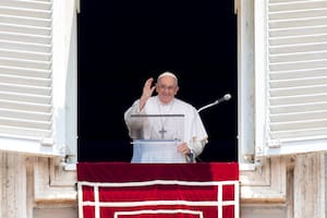 En su primera aparición pública después de la internación, el papa Francisco agradeció las muestras de afecto
