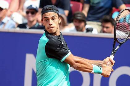 francisco Cerúndolo avanza en Bastad, en el mejor año de su carrera