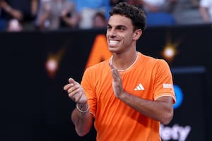 Cerúndolo pasó a octavos en el Australian Open por primera vez: un triunfo contundente y una dedicatoria especial