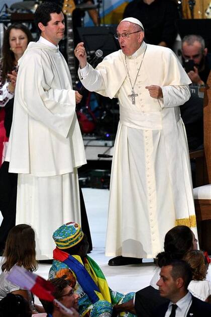 Francisco, durante una reunión con voluntarios celebrada ayer en Cracovia