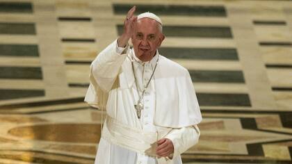 Francisco, emocionado al canonizar a un franciscano