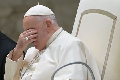 Francisco, en la audiencia general en el Vaticano. (Tiziana FABI / AFP)