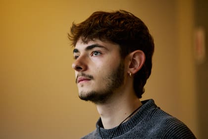 Francisco González Posse, el nieto de Jairo, lanza su carrera como artista solista