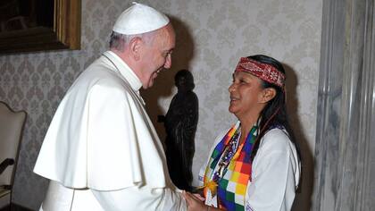 Francisco junto a Milagro Sala. Foto: Facebook Milagro Sala.