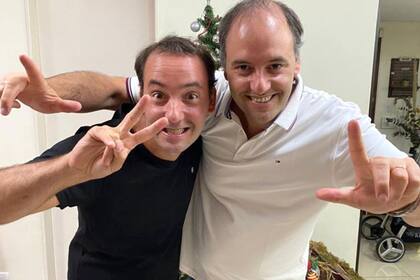 Francisco junto a su hermano Manuel Adorni.