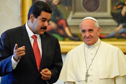 Francisco recibió a Maduro hace tres años