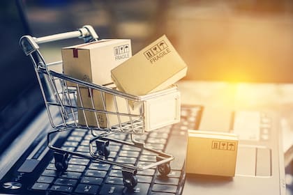 Francisco Soulignac y Gonzalo Lera- Romero investigan cómo mejorar la planificación de las entregas directas de mercadería al consumidor en las compras online