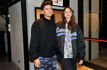 Francisco y Juanita Tinelli dijeron presente en el estreno de su madre