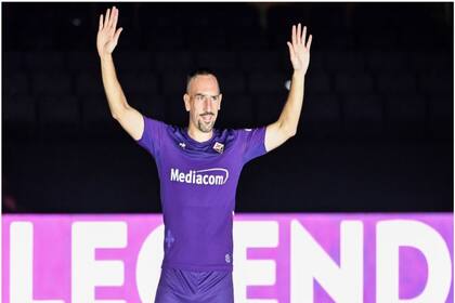 Franck Ribéry, de 36 años, juega en Fiorentina y está valorizado en 4,3 millones de dólares.