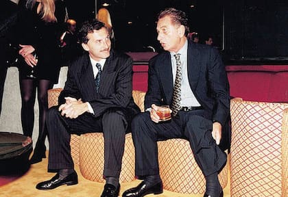 Mauricio Macri y su padre, en los años noventa