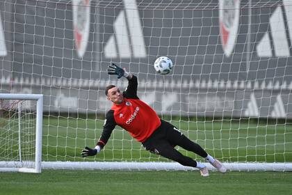Franco Armani mantiene su vigencia en River