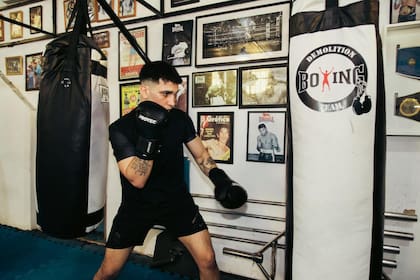 Franco Bonavena se calzó los guantes a sus 28 años (Foto: Instagram/@bonavena_franco)