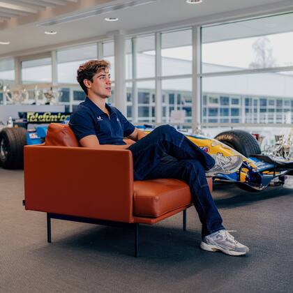 Franco Colapinto durante la entrevista de presentación en Alpine; el piloto y la ilusión de repetir en la escudería de Enstone las vivencias en Williams