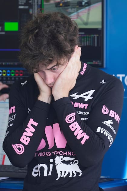 Franco Colapinto, durante los ensayos de este miércoles en el circuito de Sakhir (Bahréin)