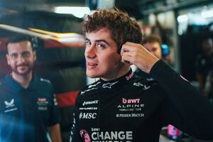 Franco Colapinto es el embajador de la línea “Esprit Alpine”, la variante deportiva dentro del portfolio de Renault en la región