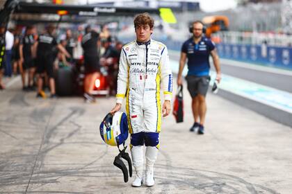 Franco Colapinto no tiene asegurado su lugar en la Fórmula 1 para 2025, pero los rumores lo vinculan con Red Bull. (Photo by Mark Thompson/Getty Images)
