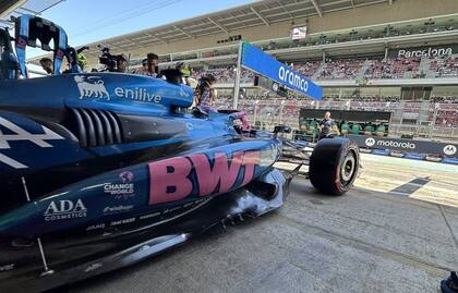 Franco Colapinto sale a la pista en Montmeló; este sábado deberá mejor mucho en la prueba de clasificación para largar bien posicionado en el Gran Premio de España.
