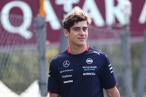 Franco Colapinto se prepara para correr el fin de semana en el complejo circuito callejero de Bakú