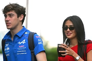 Colapinto se robó todas las miradas al llegar con su novia este sábado al Gran Premio de Miami