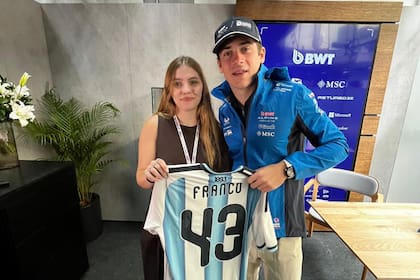 Franco Colapinto vive el GP de Brasil con mucho apoyo, ya que los argentinos se hacen sentir como en ningún otro circuito